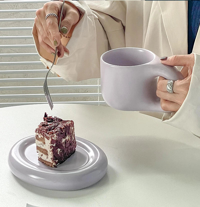Cozy Duo – Cute Ceramic Coffee Cup & Saucer Set