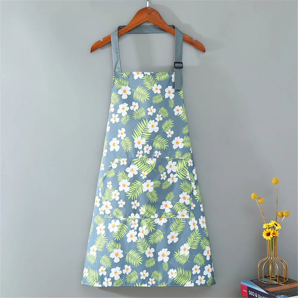 BlossomGuard Apron – Floral Shield for Everyday Chefs