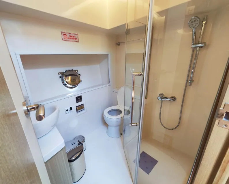 🚤 Prestige Voyager – Used Luxury Yacht & Jet Ski Combo
