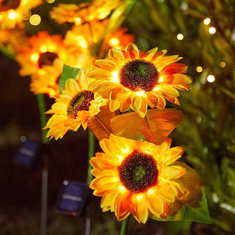 LunaGlow Solar Garden Light