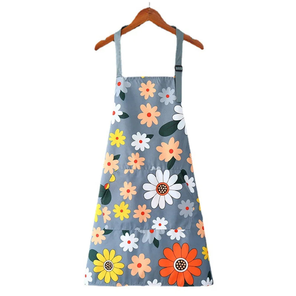 BlossomGuard Apron – Floral Shield for Everyday Chefs
