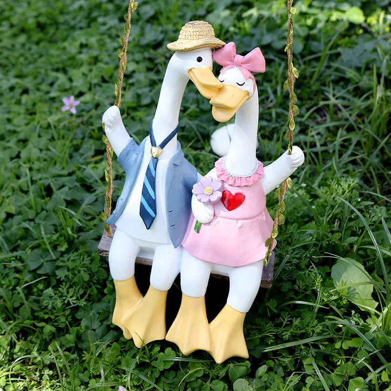 LoveSwing Duck Couple Statue