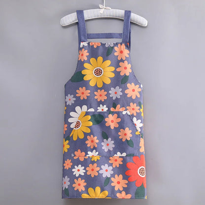 BlossomGuard Apron – Floral Shield for Everyday Chefs