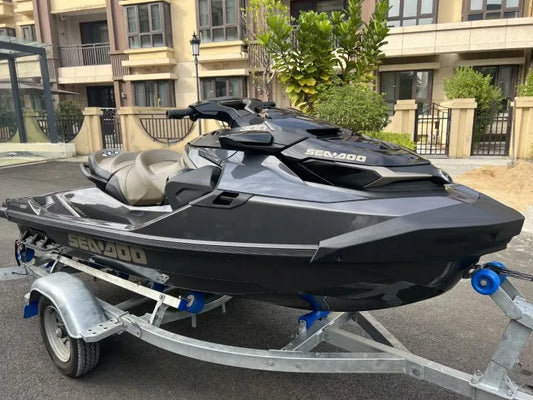 🚤 SwiftWave 3-Seater – Used Jet Ski Speedboat for Adults