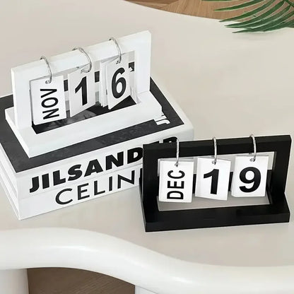 “NoEnName Luxe Desk Calendar” 🌿