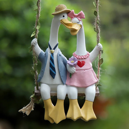 LoveSwing Duck Couple Statue